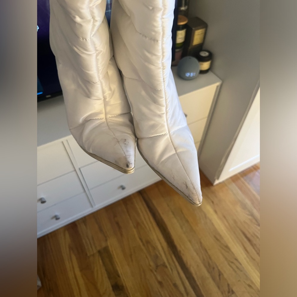 Jeffrey Campbell limited edition white puffer boots